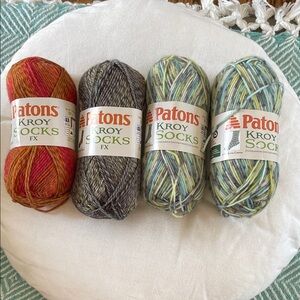 4 Balls of Patons Kroy Socks Yarn